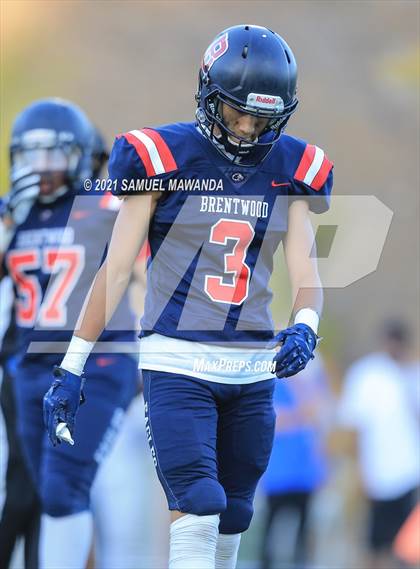 Thumbnail 3 in Brentwood School vs  Burbank photogallery.