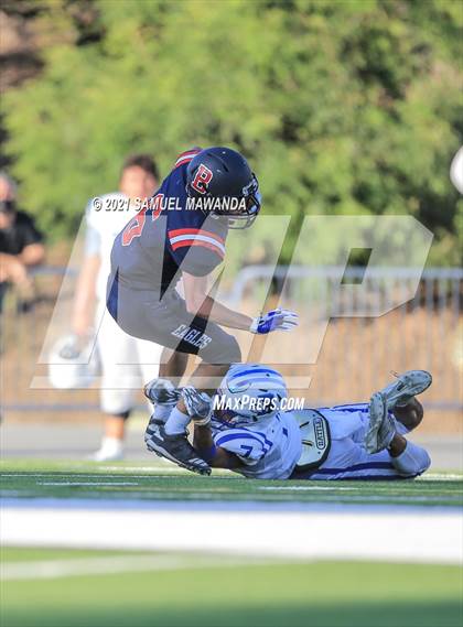 Thumbnail 3 in Brentwood School vs  Burbank photogallery.