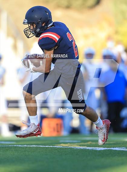 Thumbnail 1 in Brentwood School vs  Burbank photogallery.