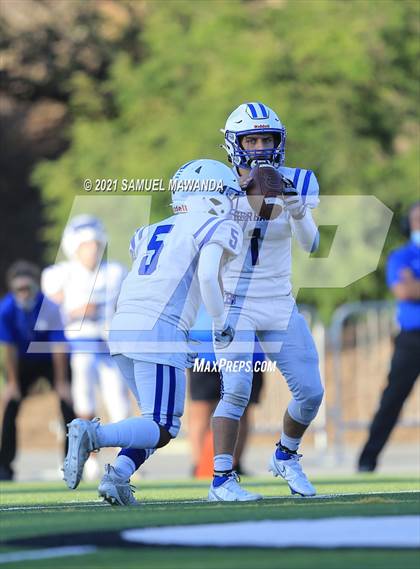 Thumbnail 1 in Brentwood School vs  Burbank photogallery.
