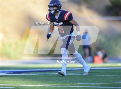 Thumbnail 3 in Brentwood School vs  Burbank photogallery.