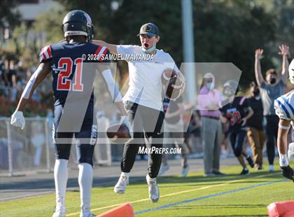 Thumbnail 3 in Brentwood School vs  Burbank photogallery.