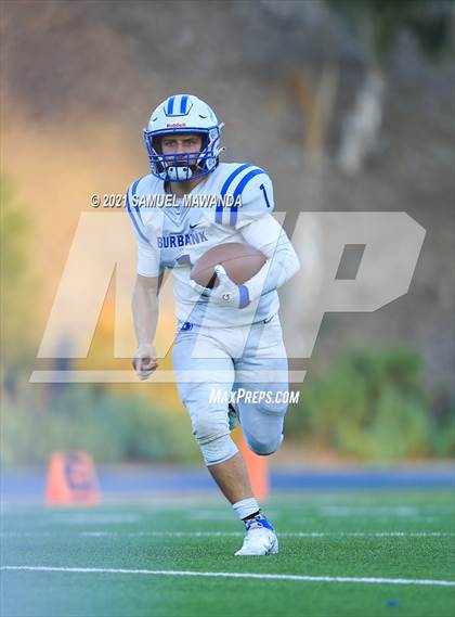Thumbnail 3 in Brentwood School vs  Burbank photogallery.
