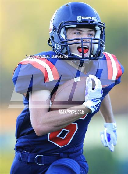 Thumbnail 1 in Brentwood School vs  Burbank photogallery.