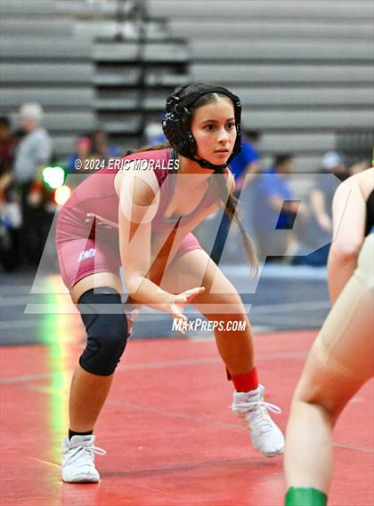Thumbnail 3 in Girl On Fire photogallery.