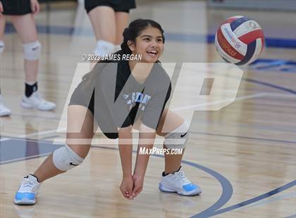Thumbnail 3 in Burlingame @ Hillsdale photogallery.