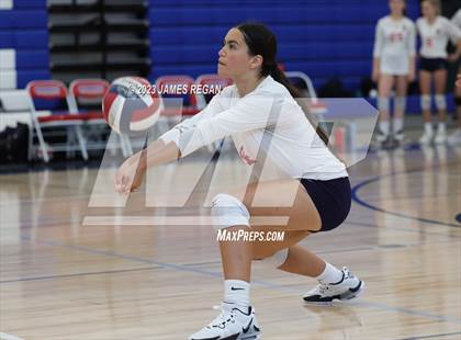 Thumbnail 2 in Burlingame @ Hillsdale photogallery.
