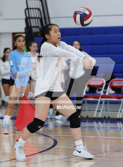 Thumbnail 3 in Burlingame @ Hillsdale photogallery.