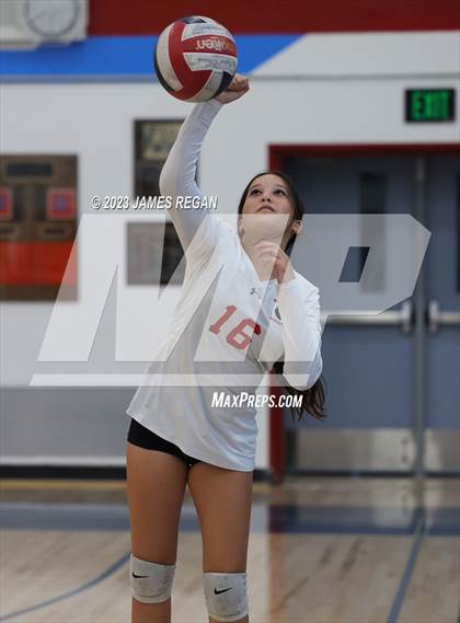 Thumbnail 3 in Burlingame @ Hillsdale photogallery.