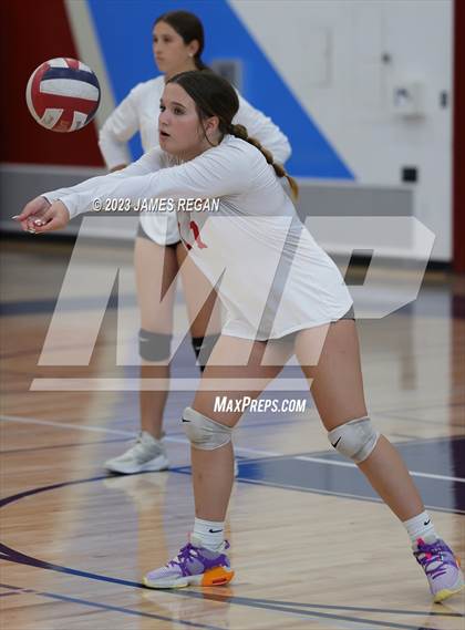 Thumbnail 1 in Burlingame @ Hillsdale photogallery.