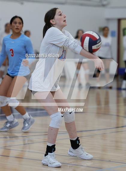 Thumbnail 1 in Burlingame @ Hillsdale photogallery.