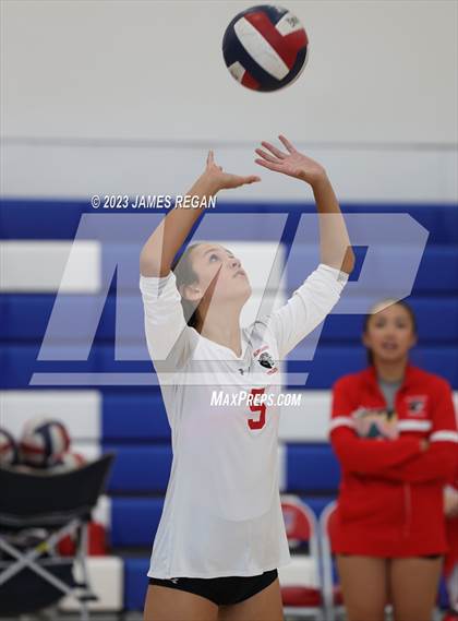 Thumbnail 3 in Burlingame @ Hillsdale photogallery.
