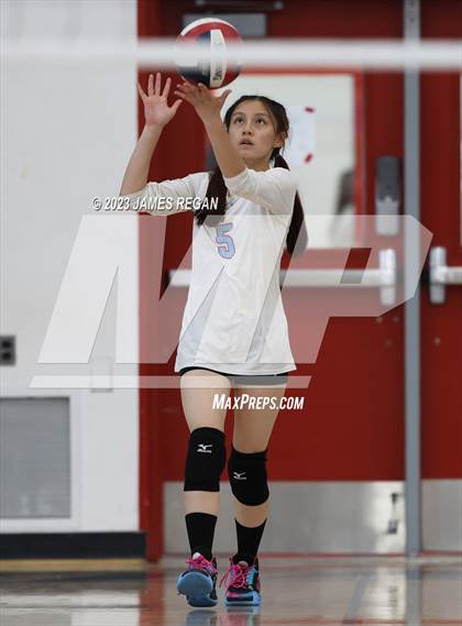 Thumbnail 2 in Burlingame @ Hillsdale photogallery.