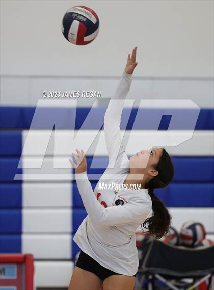 Thumbnail 2 in Burlingame @ Hillsdale photogallery.