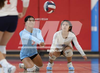 Thumbnail 1 in Burlingame @ Hillsdale photogallery.