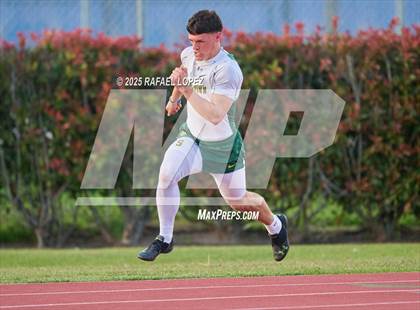 Thumbnail 3 in Panther Relays (200M) photogallery.