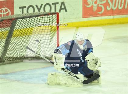 Thumbnail 3 in Monarch vs. Ralston Valley (CHSAA 5A State Quarterfinal Game) photogallery.