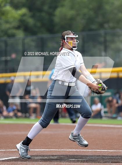 Thumbnail 1 in Keller vs. Guyer (UIL 6A Regional Final Game 3) photogallery.