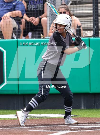 Thumbnail 2 in Keller vs. Guyer (UIL 6A Regional Final Game 3) photogallery.