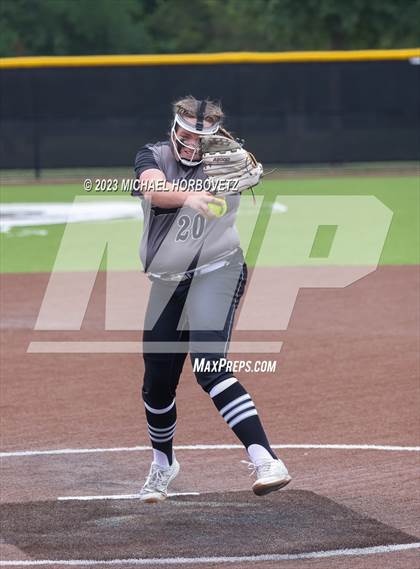 Thumbnail 1 in Keller vs. Guyer (UIL 6A Regional Final Game 3) photogallery.