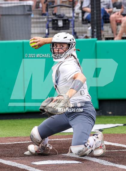 Thumbnail 2 in Keller vs. Guyer (UIL 6A Regional Final Game 3) photogallery.