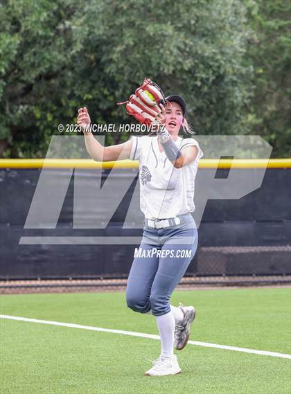 Thumbnail 1 in Keller vs. Guyer (UIL 6A Regional Final Game 3) photogallery.