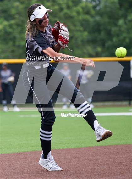 Thumbnail 1 in Keller vs. Guyer (UIL 6A Regional Final Game 3) photogallery.