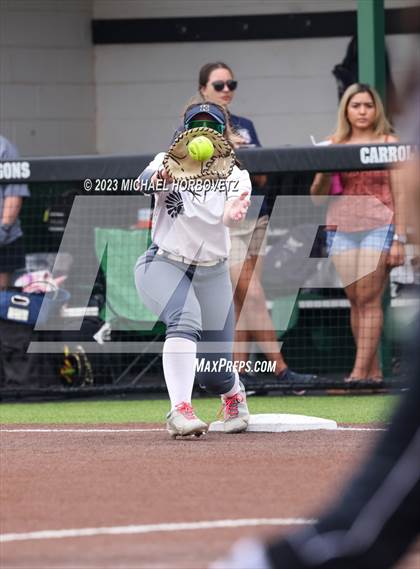 Thumbnail 2 in Keller vs. Guyer (UIL 6A Regional Final Game 3) photogallery.