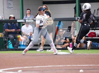 Thumbnail 3 in Keller vs. Guyer (UIL 6A Regional Final Game 3) photogallery.