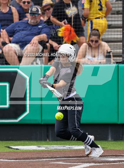Thumbnail 2 in Keller vs. Guyer (UIL 6A Regional Final Game 3) photogallery.