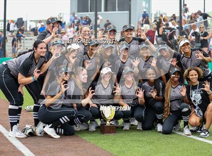 Thumbnail 2 in Keller vs. Guyer (UIL 6A Regional Final Game 3) photogallery.