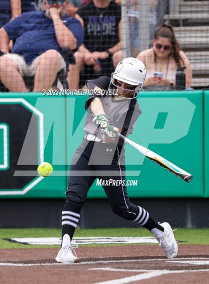 Thumbnail 3 in Keller vs. Guyer (UIL 6A Regional Final Game 3) photogallery.