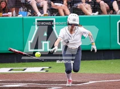 Thumbnail 2 in Keller vs. Guyer (UIL 6A Regional Final Game 3) photogallery.