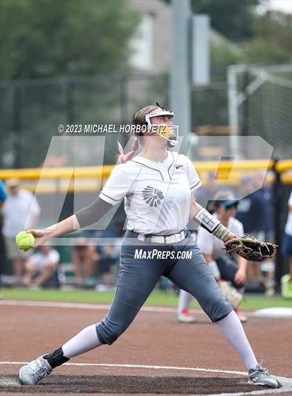 Thumbnail 1 in Keller vs. Guyer (UIL 6A Regional Final Game 3) photogallery.