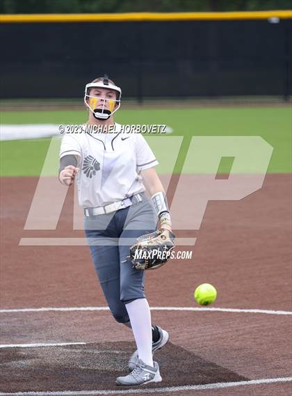 Thumbnail 1 in Keller vs. Guyer (UIL 6A Regional Final Game 3) photogallery.