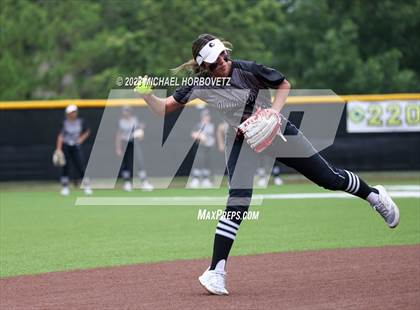 Thumbnail 3 in Keller vs. Guyer (UIL 6A Regional Final Game 3) photogallery.