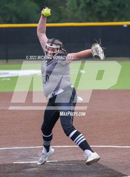 Thumbnail 3 in Keller vs. Guyer (UIL 6A Regional Final Game 3) photogallery.