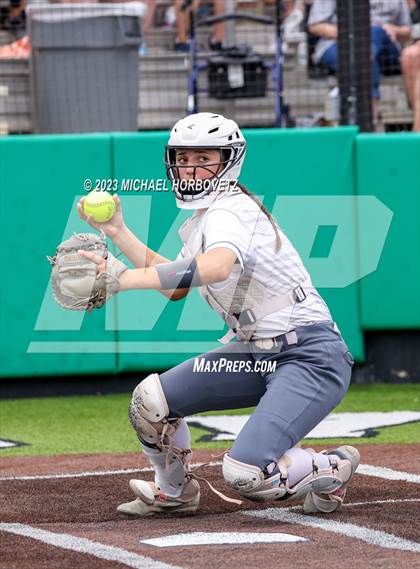 Thumbnail 3 in Keller vs. Guyer (UIL 6A Regional Final Game 3) photogallery.