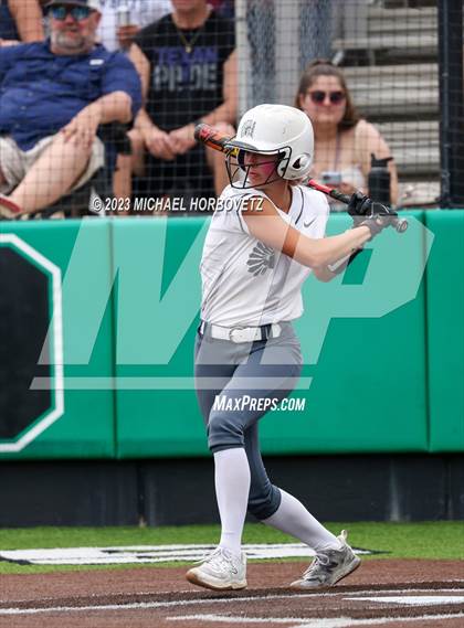 Thumbnail 2 in Keller vs. Guyer (UIL 6A Regional Final Game 3) photogallery.