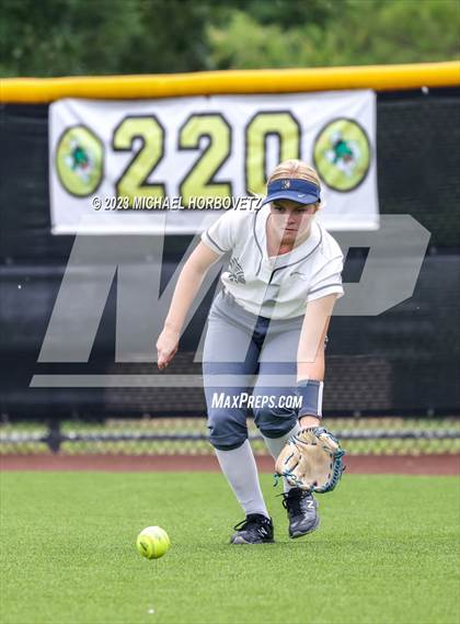 Thumbnail 2 in Keller vs. Guyer (UIL 6A Regional Final Game 3) photogallery.