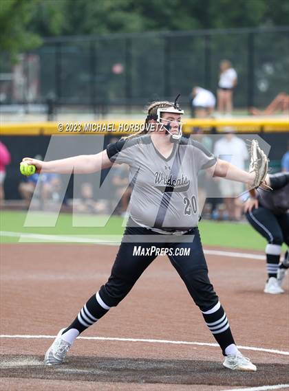Thumbnail 2 in Keller vs. Guyer (UIL 6A Regional Final Game 3) photogallery.