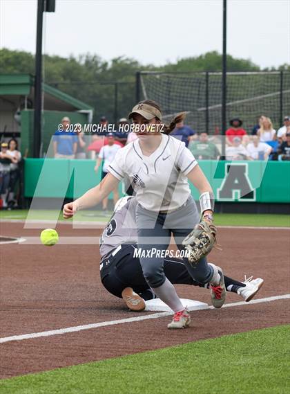 Thumbnail 1 in Keller vs. Guyer (UIL 6A Regional Final Game 3) photogallery.
