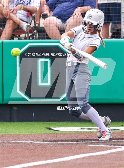 Thumbnail 2 in Keller vs. Guyer (UIL 6A Regional Final Game 3) photogallery.