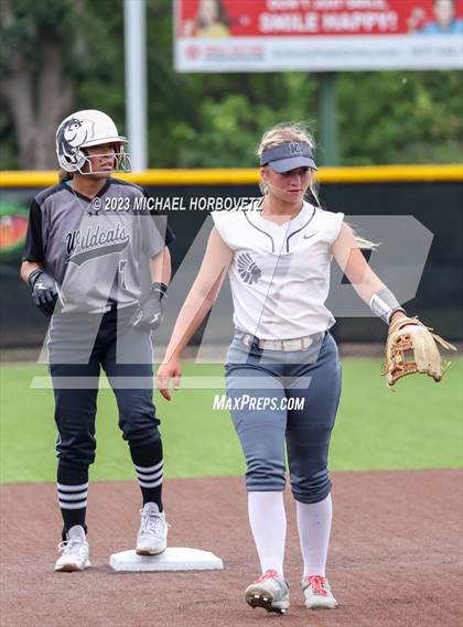 Thumbnail 2 in Keller vs. Guyer (UIL 6A Regional Final Game 3) photogallery.
