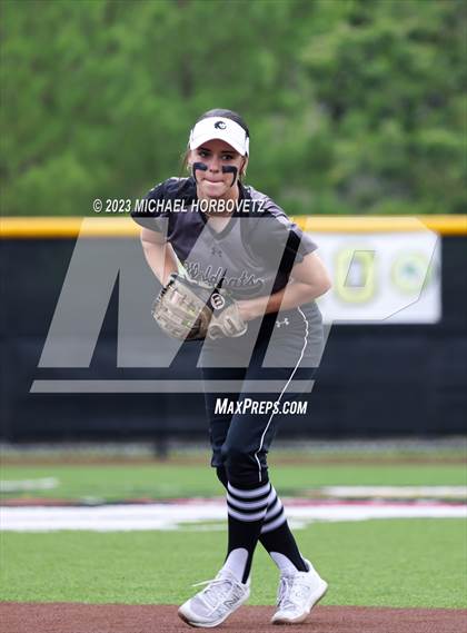Thumbnail 2 in Keller vs. Guyer (UIL 6A Regional Final Game 3) photogallery.