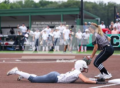 Thumbnail 2 in Keller vs. Guyer (UIL 6A Regional Final Game 3) photogallery.