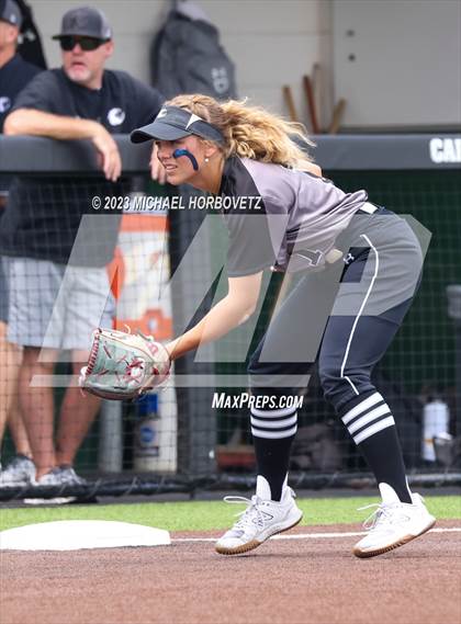 Thumbnail 2 in Keller vs. Guyer (UIL 6A Regional Final Game 3) photogallery.