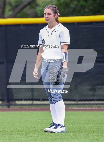 Thumbnail 2 in Keller vs. Guyer (UIL 6A Regional Final Game 3) photogallery.