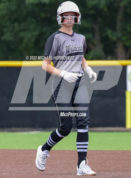 Thumbnail 1 in Keller vs. Guyer (UIL 6A Regional Final Game 3) photogallery.