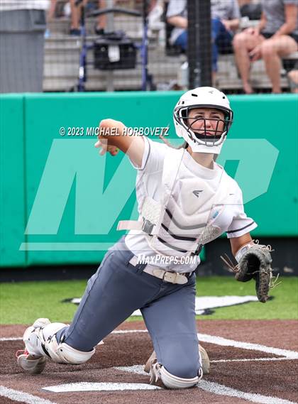 Thumbnail 1 in Keller vs. Guyer (UIL 6A Regional Final Game 3) photogallery.